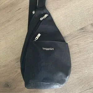 Baggalinni Mini Black Backpack EUC Baggallini Black RFID Mini Crossbody Bag EUC | Mercari main image 3